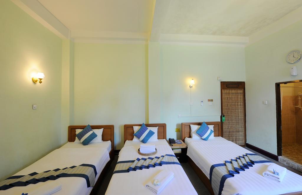 Cinderella Hotel Mawlamyine Rom bilde
