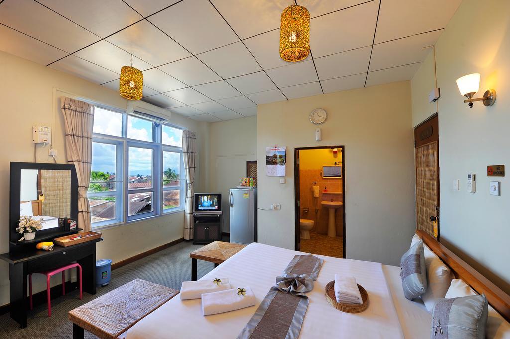 Cinderella Hotel Mawlamyine Rom bilde