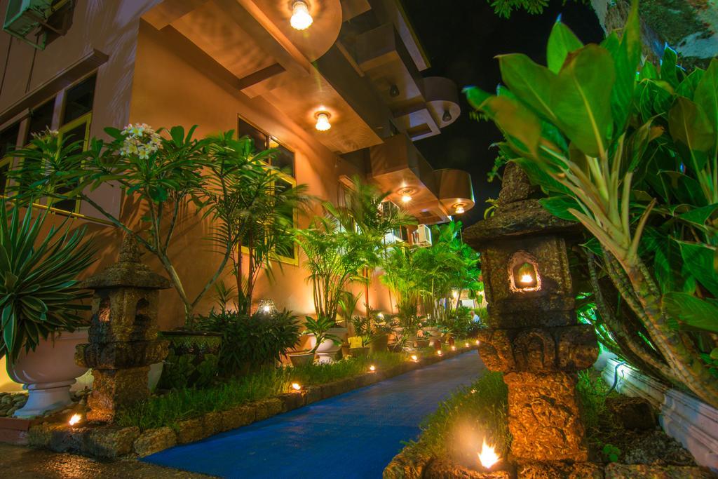 Cinderella Hotel Mawlamyine Eksteriør bilde