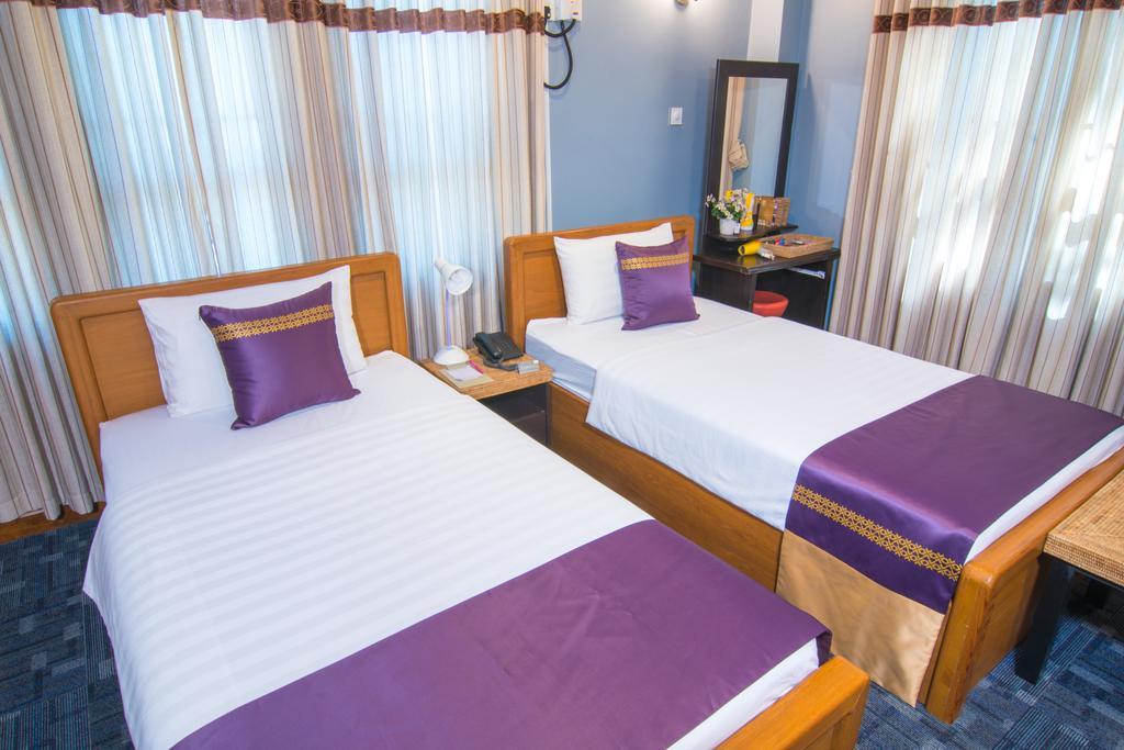 Cinderella Hotel Mawlamyine Eksteriør bilde