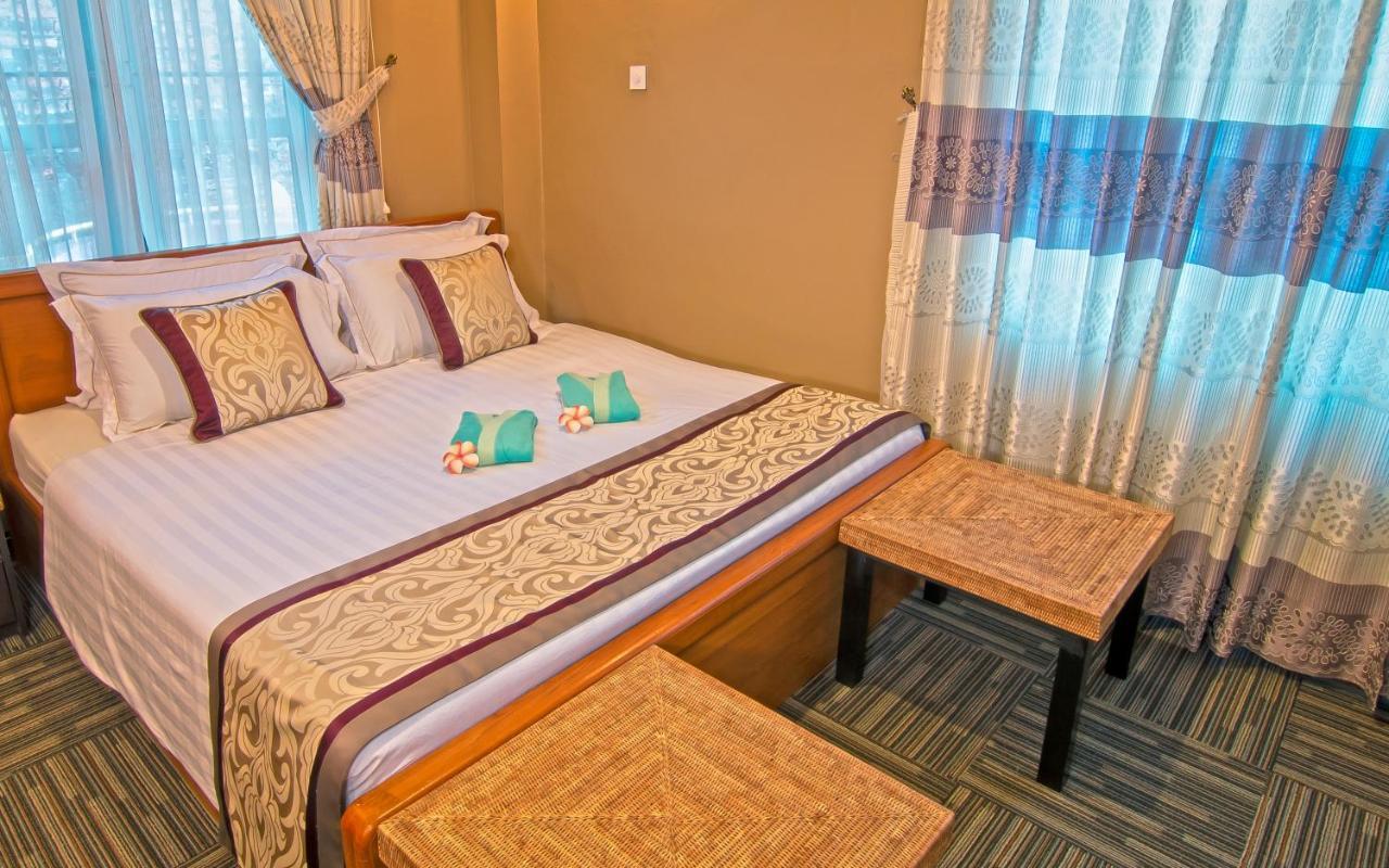 Cinderella Hotel Mawlamyine Eksteriør bilde